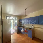 Affitto 2 camera casa di 55 m² in Campofelice di Roccella