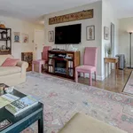 Rent 1 bedroom apartment of 83 m² in Washington