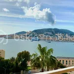 Appartement de 90 m² avec 4 chambre(s) en location à Ajaccio