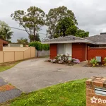 Rent 3 bedroom house in  Armadale WA 6112                        