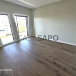 Rent 1 bedroom apartment of 103 m² in Odivelas