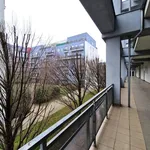 Pronajměte si 3 ložnic/e byt o rozloze 74 m² v Praha