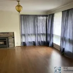 Rent 3 bedroom house in Dandenong North