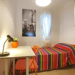 Rent a room of 130 m² in madrid