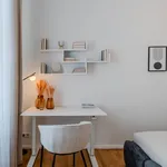 Rent 3 bedroom apartment of 47 m² in Berlin