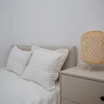 Rent a room in lisbon