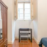 Rent 4 bedroom apartment in Lisbon