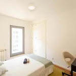 Rent 5 bedroom apartment in Lisbon