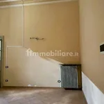 Affitto 3 camera appartamento di 76 m² in Alessandria