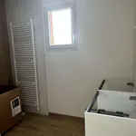 Maison de 105 m² avec 6 chambre(s) en location à Vougy