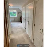 Rent 5 bedroom house in West Midlands