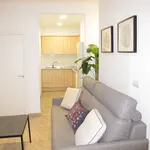 Rent 2 bedroom apartment of 700 m² in Alicante