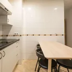 Rent a room of 180 m² in madrid