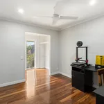 Rent 4 bedroom house in Strathpine