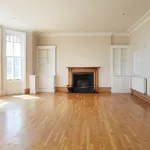 Rent 4 bedroom flat in South East England