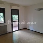 Affitto 3 camera appartamento di 110 m² in Terni