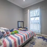 Rent 3 bedroom house of 91 m² in Krugersdorp