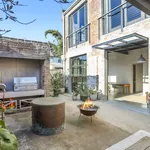 Rent 5 bedroom house in Sydney