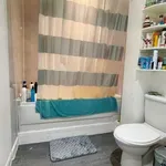 Rent 3 bedroom flat in East Of England