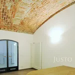 Pronajměte si 4 ložnic/e byt o rozloze 126 m² v Prague