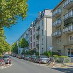 Rent 1 bedroom apartment of 29 m² in Frankfurt