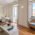 Rent 1 bedroom apartment of 80 m² in lisbon