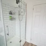 Rent 4 bedroom house in East Midlands