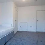 Rent 5 bedroom flat in West Midlands