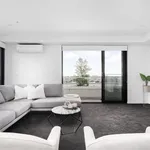 Rent 3 bedroom apartment in Melbourne