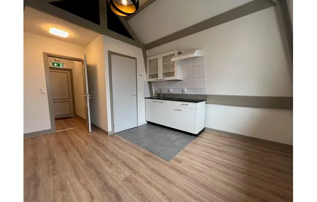 Huur 1 slaapkamer appartement van 19 m² in Dordrecht