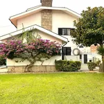 Rent 3 bedroom house of 360 m² in Vila Nova de Gaia