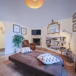 Rent 1 bedroom apartment of 62 m² in Florence