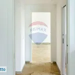 Affitto 3 camera appartamento di 95 m² in Catania