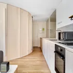 Appartement de 323 m² avec 1 chambre(s) en location à Paris