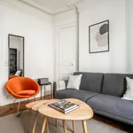 Appartement de 397 m² avec 1 chambre(s) en location à Paris