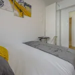 Rent a room of 120 m² in madrid