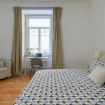 Rent a room of 165 m² in Lisboa