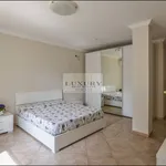 Rent 11 bedroom house of 250 m² in Pietrasanta