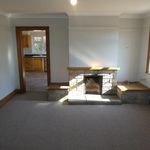 Rent 4 bedroom house in Bourne