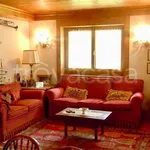 Rent 3 bedroom apartment of 82 m² in Cortina d'Ampezzo