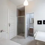 Rent 5 bedroom apartment in Valencia