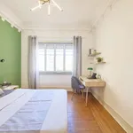 Rent a room in lisbon