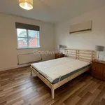 Rent 2 bedroom flat in Manchester