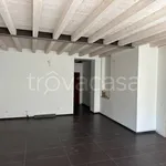 Rent 3 bedroom apartment of 90 m² in Albese con Cassano