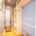 Rent 1 bedroom apartment of 52 m² in Paris