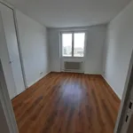 Appartement de 10226 m² avec 4 chambre(s) en location à VILLEURBANNE