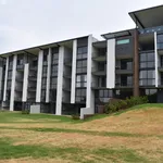 Rent 2 bedroom apartment of 170 m² in Gauteng