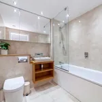 Rent 3 bedroom flat of 93 m² in london