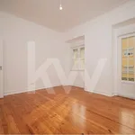 Rent 4 bedroom apartment of 116 m² in Lisbon