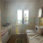 Rent 3 bedroom apartment of 2 m² in Oradea